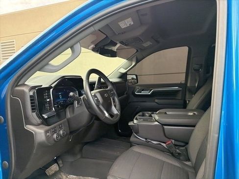 Used 2023 Chevrolet Silverado 1500 RST w/ Z71 Off-Road Package image 16