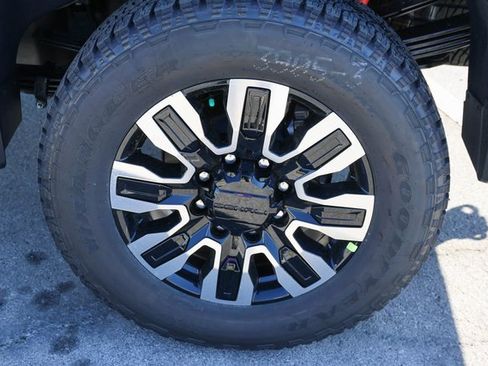 New 2026 GMC Sierra 3500 Denali Ultimate image 5