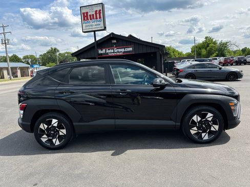 Used 2025 Hyundai Kona SEL FWD image 5