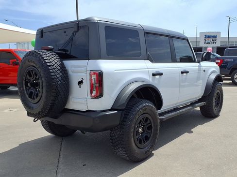 Used 2022 Ford Bronco Wildtrak AWD/4WD image 8