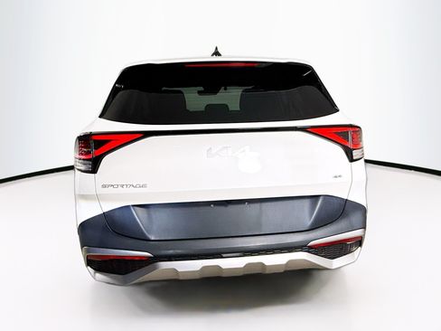 Used 2023 Kia Sportage LX AWD/4WD image 30