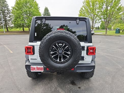 Used 2024 Jeep Wrangler Unlimited Sport AWD/4WD image 3