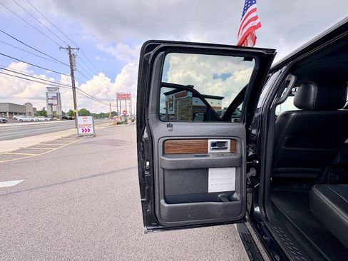 Used 2014 Ford F150 Lariat w/ Equipment Group 501A Mid AWD/4WD image 21