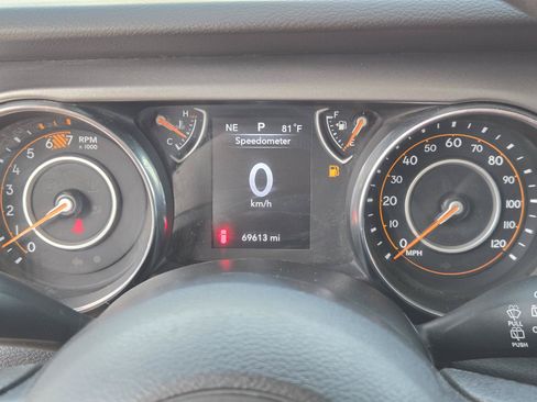 Used 2023 Jeep Wrangler Unlimited Sport AWD/4WD image 15