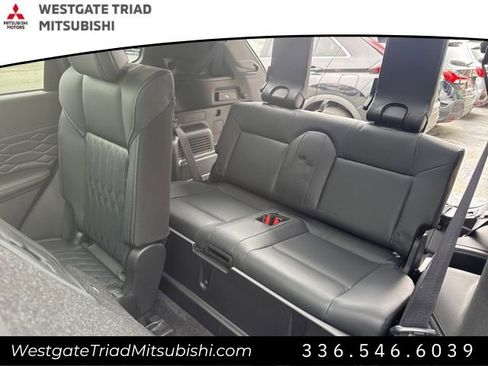 New 2026 Mitsubishi Outlander SEL AWD/4WD image 35