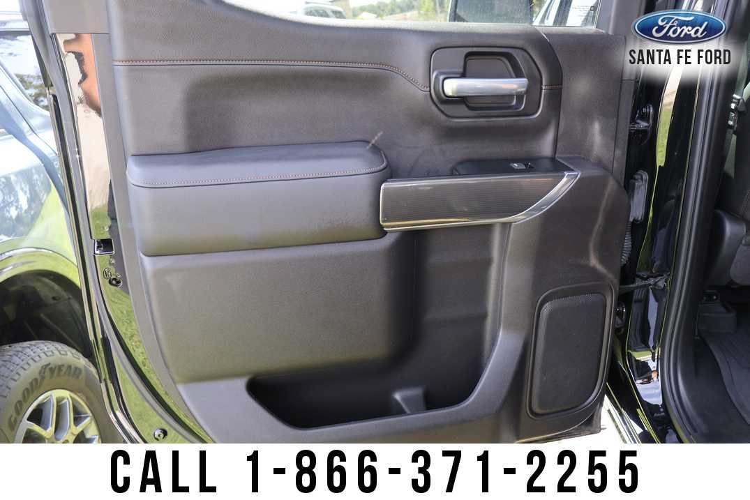 Used 2020 GMC Sierra 1500 AT4 w/ AT4 Premium Package AWD/4WD image 16