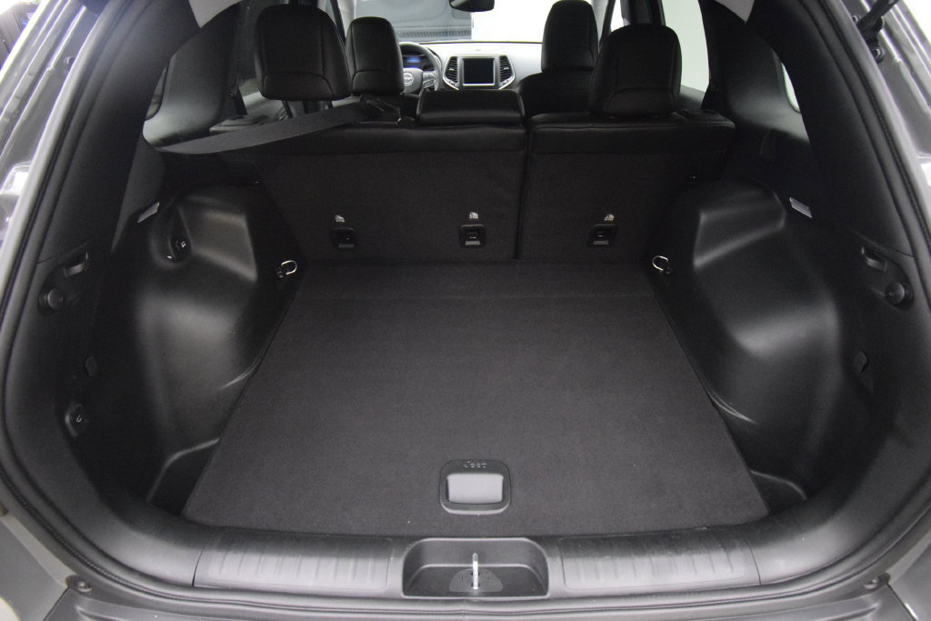 Used 2022 Jeep Cherokee Latitude Lux FWD image 25