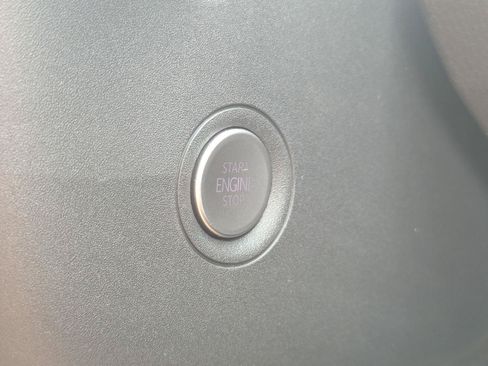 Used 2023 Volkswagen ID.4 Pro S AWD/4WD image 15