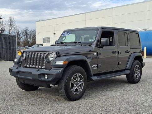 Used 2018 Jeep Wrangler Unlimited Sport S image 6