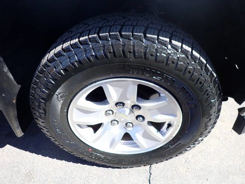 Used 2018 Chevrolet Silverado 1500 LT w/ Trailering Package image 11