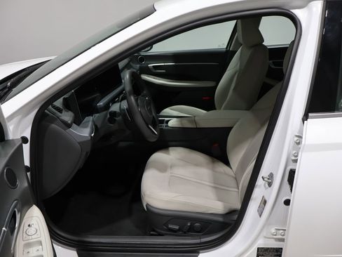 Used 2024 Hyundai Sonata SEL image 11