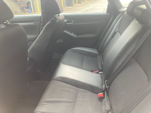 Used 2023 Honda Civic Sport image 32