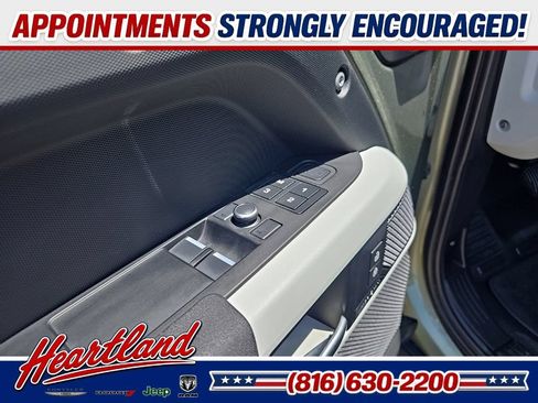 Used 2021 Land Rover Defender 90 First Edition AWD/4WD image 36