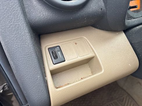 Used 2011 Toyota RAV4 Base image 16