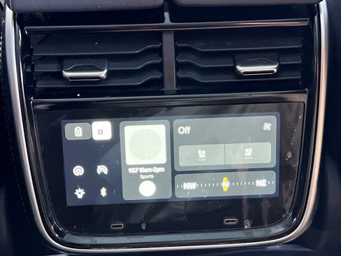 Used 2022 Rivian R1T Adventure AWD/4WD image 15