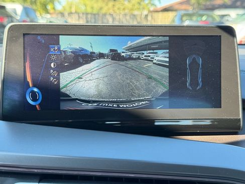 Used 2017 BMW i8 AWD/4WD image 27