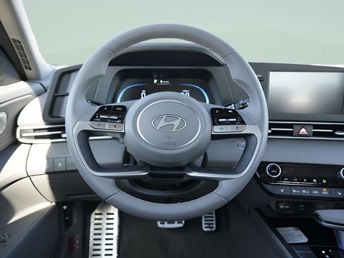 New 2026 Hyundai Elantra SEL Sport Premium FWD image 15