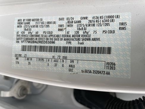 Used 2024 Ford F250 XLT image 41