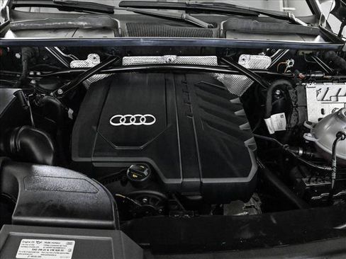 Used 2023 Audi Q5 2.0T Premium Plus w/ Premium Plus Package AWD/4WD image 24