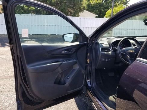 Used 2020 Chevrolet Equinox LT FWD image 10