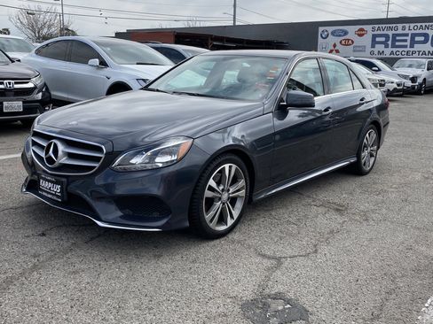 Used 2014 Mercedes-Benz E 350 Sedan w/ Premium 1 Package image 5