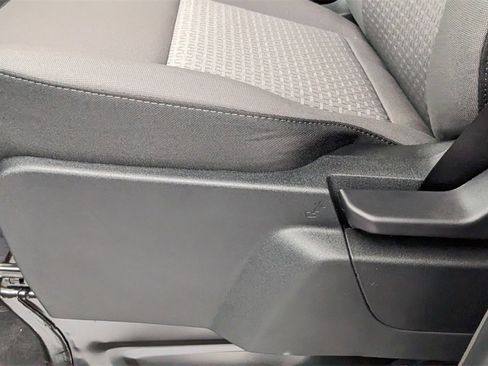 New 2025 Ford Transit 250 148 Medium Roof image 28