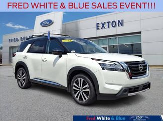 Used 2024 Nissan Pathfinder Platinum w/ Cargo Package AWD/4WD video 1