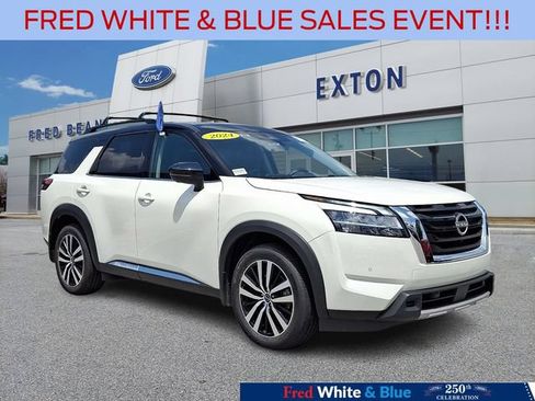 Used 2024 Nissan Pathfinder Platinum w/ Cargo Package AWD/4WD image 1