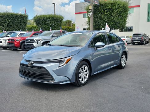 Certified 2026 Toyota Corolla LE FWD image 6