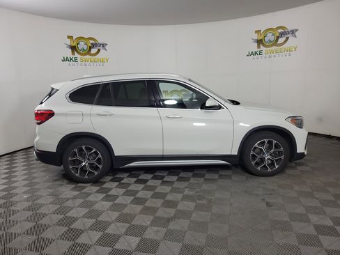 Used 2020 BMW X1 xDrive28i w/ Premium Package AWD/4WD image 4