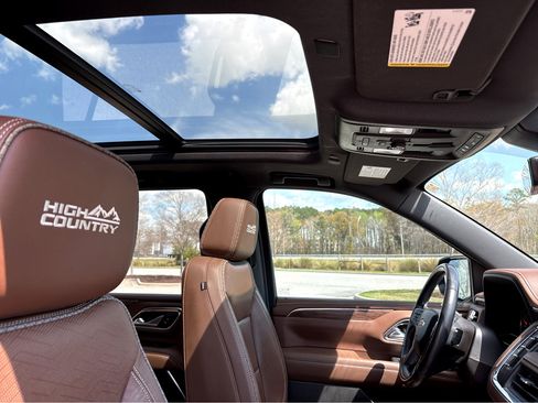 Used 2021 Chevrolet Tahoe High Country image 8