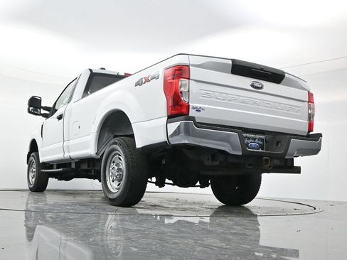 Used 2022 Ford F250 XL w/ Power Equipment Group image 43