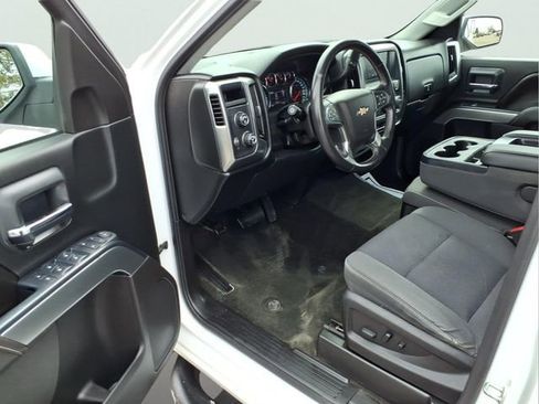 Used 2017 Chevrolet Silverado 1500 LT w/ All Star Edition image 10