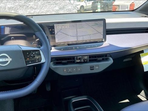 New 2026 Nissan Leaf Platinum+ FWD image 4