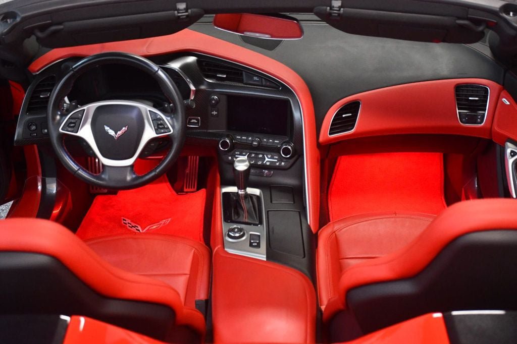 Used 2014 Chevrolet Corvette Stingray Convertible w/ 3LT Preferred Equipment Group RWD image 5