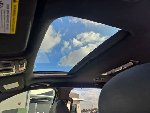 Used 2024 Kia Telluride EX X-Line image 18