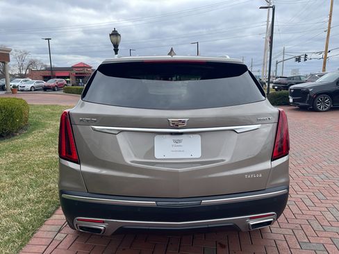 Used 2023 Cadillac XT5 Premium Luxury w/ Technology Package image 9