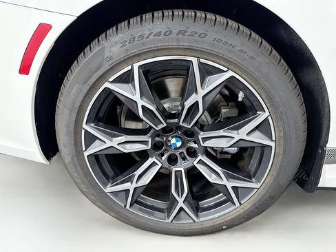 Used 2026 BMW i7 eDrive50 RWD image 33