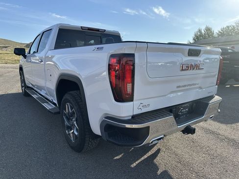 New 2026 GMC Sierra 1500 SLT w/ SLT Premium Plus Package image 17