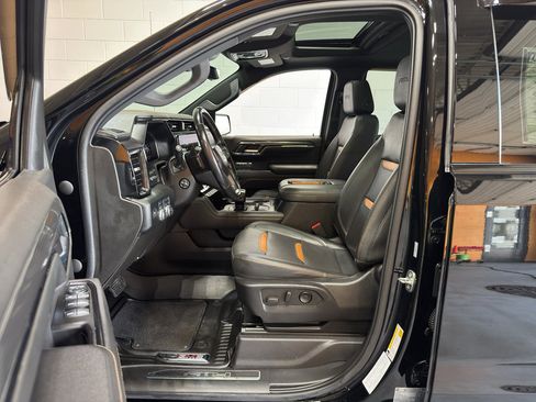 Used 2022 GMC Sierra 1500 AT4 w/ AT4 Premium Package image 18