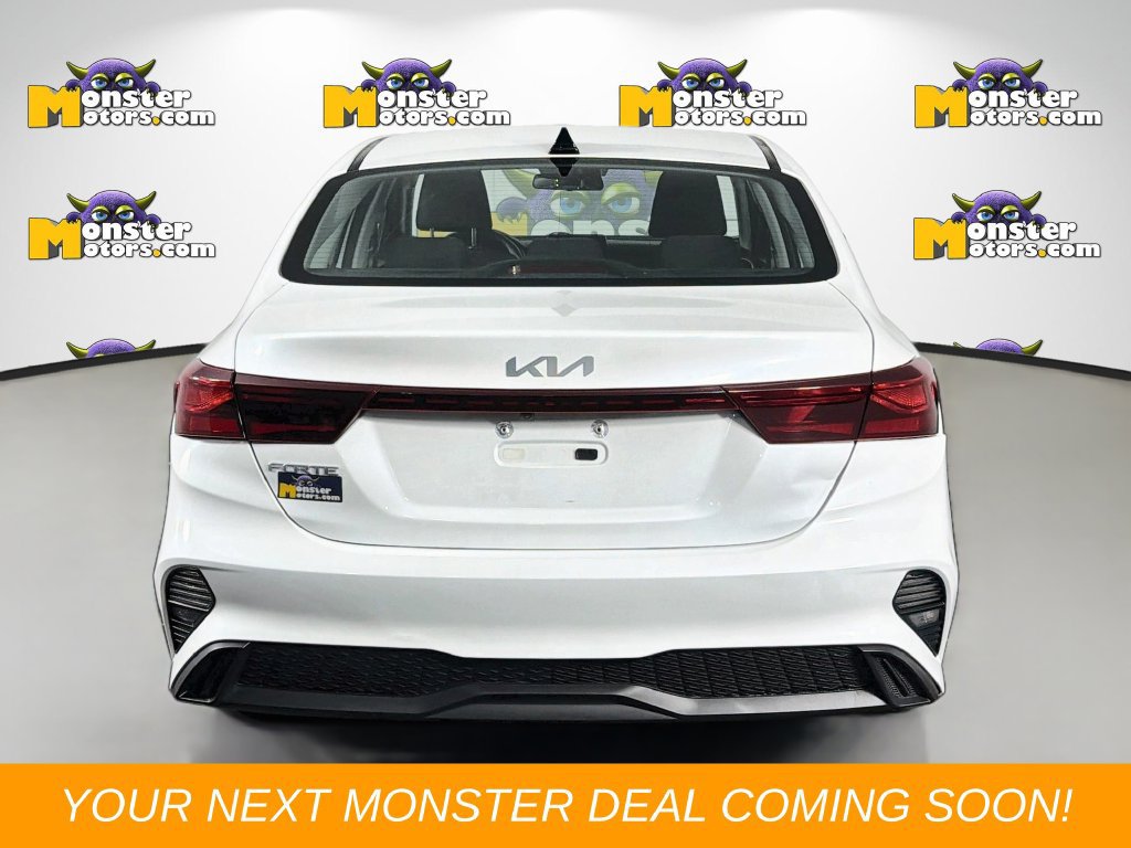Used 2022 Kia Forte LXS FWD image 6