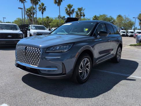 Certified 2024 Lincoln Corsair FWD w/ Equipment Group 101A image 8