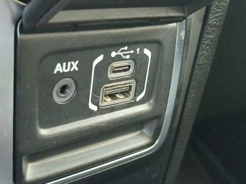 Used 2024 Jeep Wrangler Unlimited AWD/4WD image 20