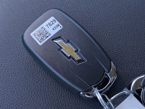 New 2025 Chevrolet Trax LT w/ Driver Confidence Package image 24