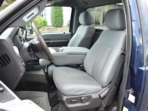Used 2015 Ford F250 XLT w/ XLT Value Package AWD/4WD image 5