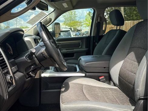 Used 2017 RAM 2500 Lone Star w/ Black Appearance Group image 18