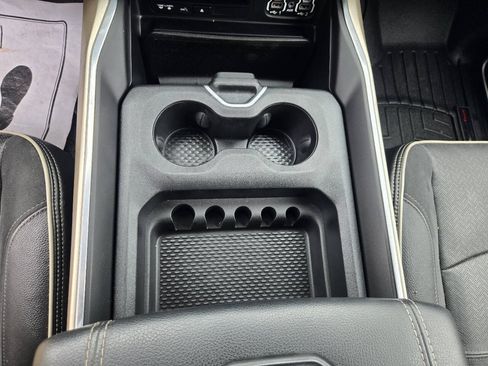 Used 2019 RAM 2500 Laramie w/ Night Edition AWD/4WD image 15