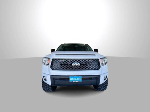 Used 2018 Toyota Tundra SR5 image 3