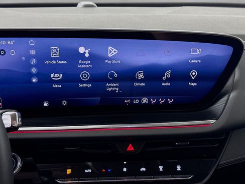 Used 2024 Buick Envision Preferred AWD/4WD image 17