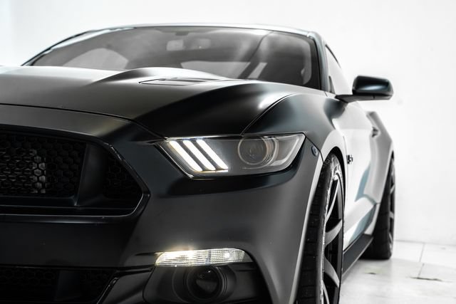 Used 2016 Ford Mustang GT w/ GT Performance Package RWD image 10